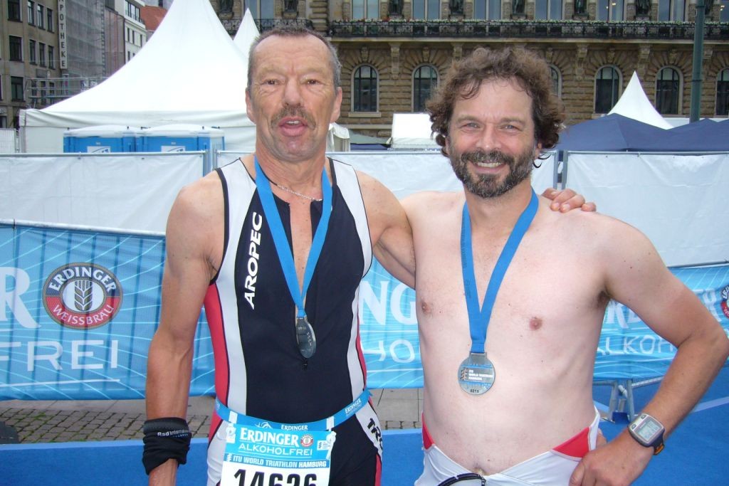 2015 07 19 Werner und Kai beim Hamburg Triathlon P1020527 (2)